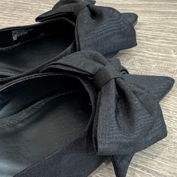 Steve Madden Black Bow Mules - Picture 7 of 8